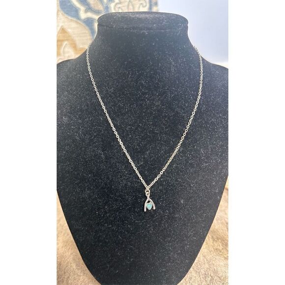 Stunning adjustable Vintage Teardrop-Shaped Blue Turquoise Silver tone Pendant a - Picture 1 of 4